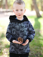 černá maskáčová maximikina