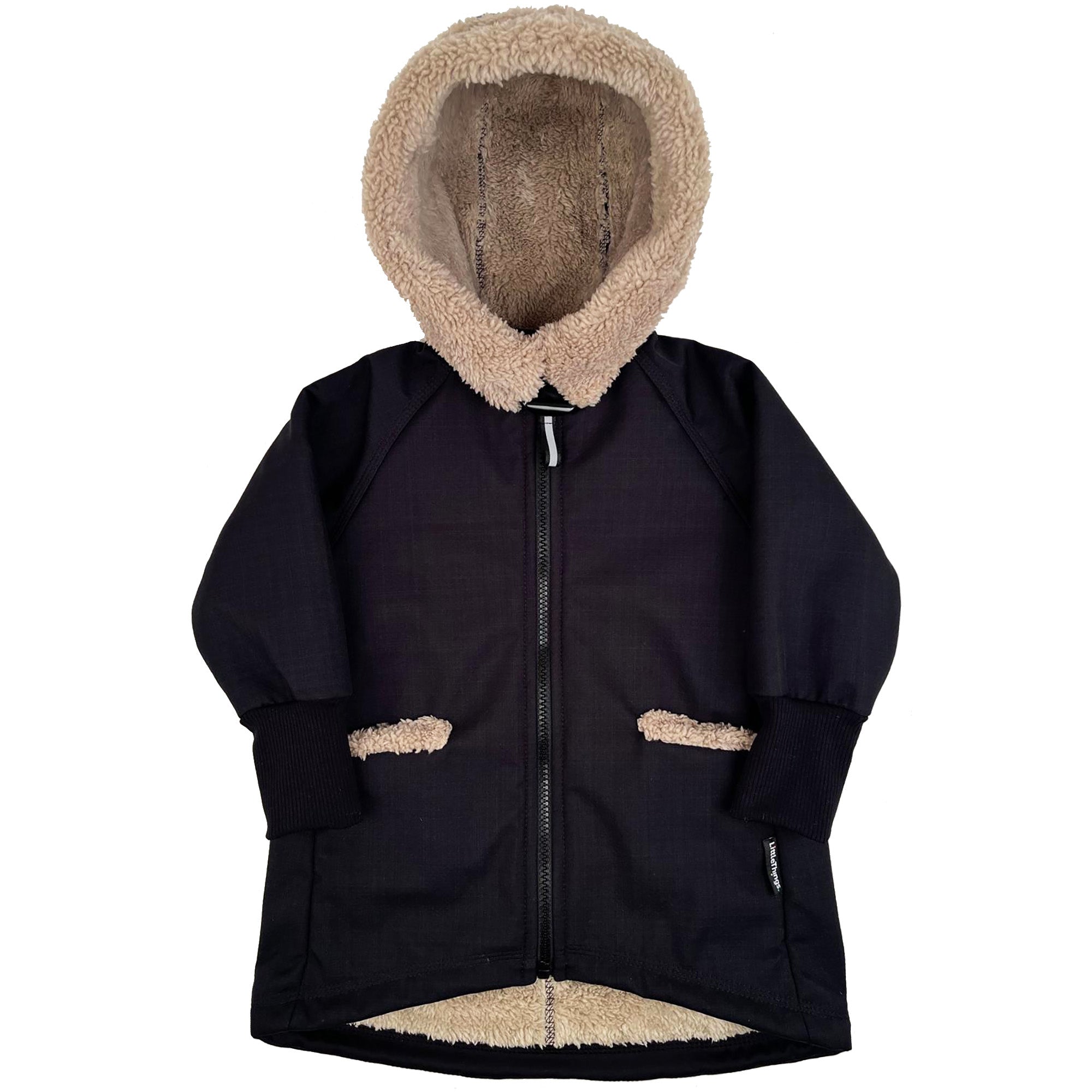 černý softshellový kabátek s hebkým chloupkem