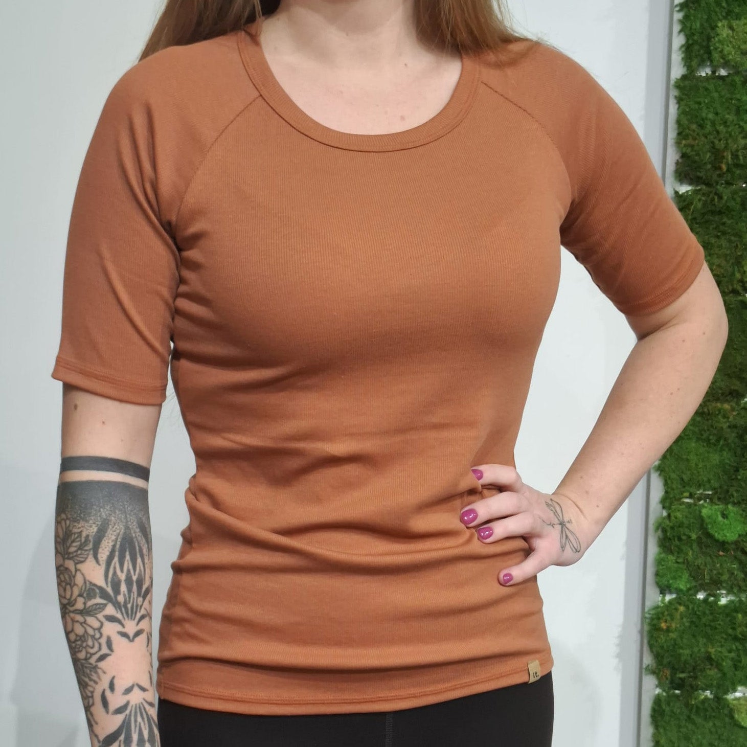 dámské skořicové modalové tričko s krátkým rukávem