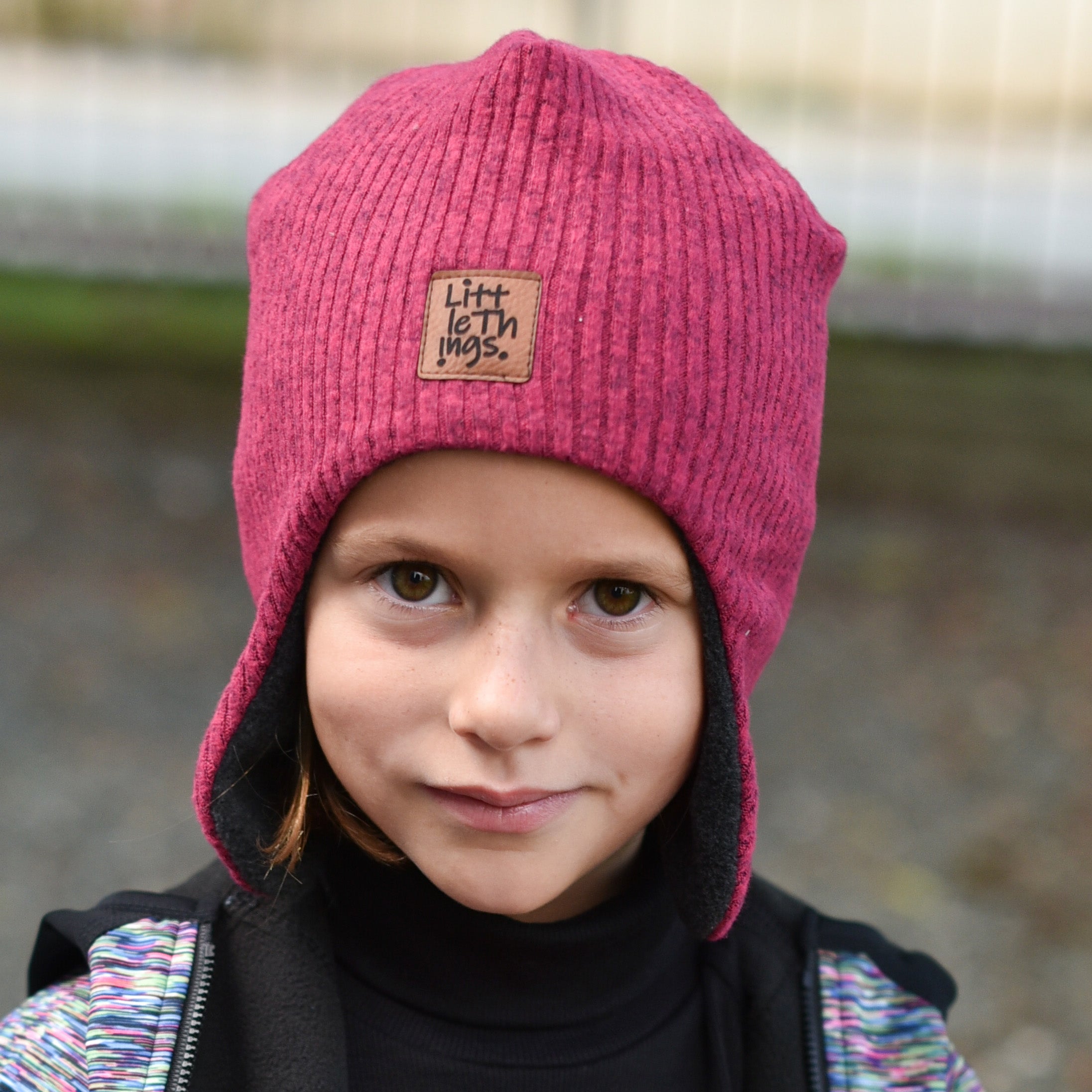 růžová svetrovinová ušanka podšitá microfleecem
