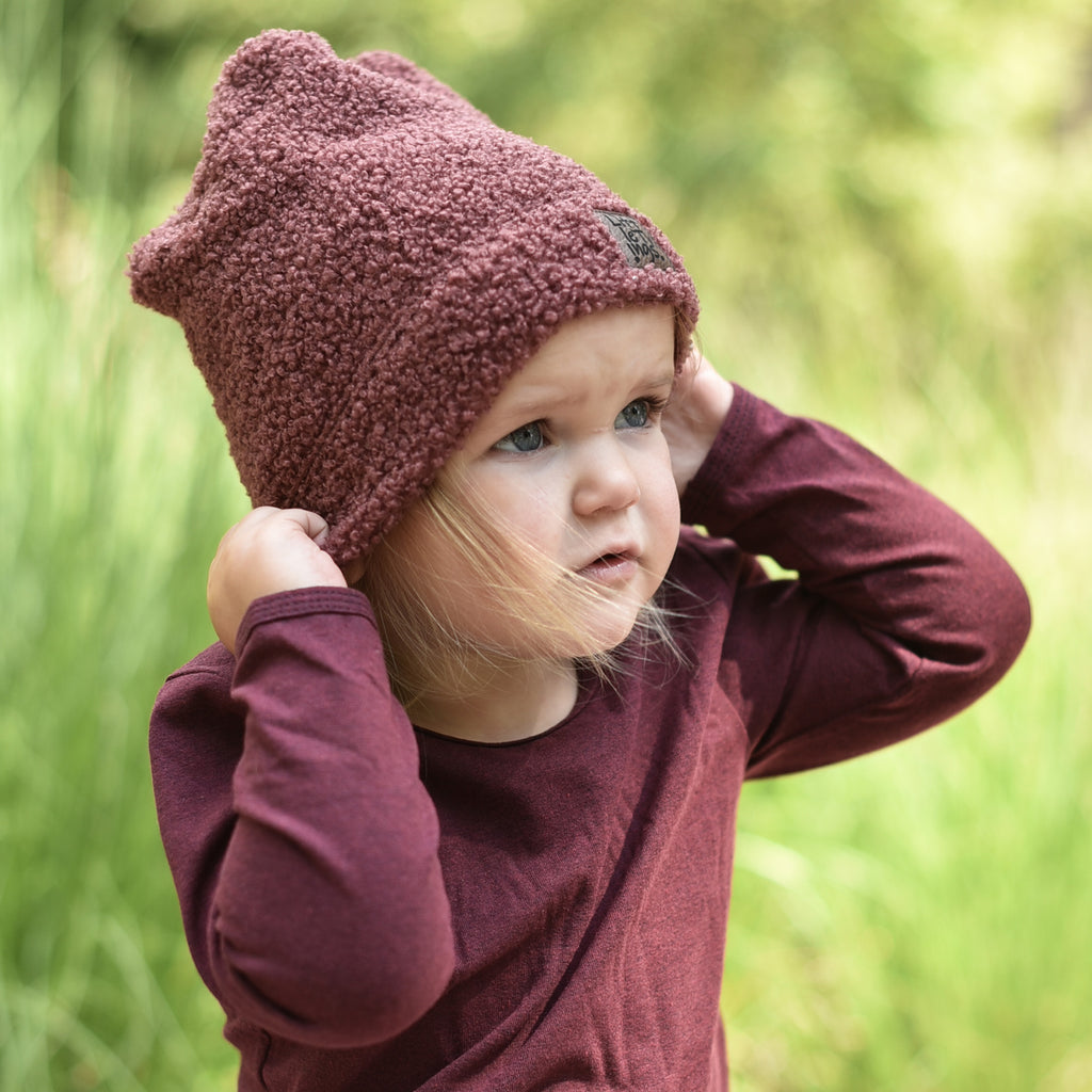 vínová teddy trpasličí čepice